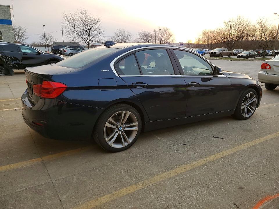 2017 Bmw 330e მანქანა იყიდება აუქციონზე, vin: WBA8E1C38HA029166, აუქციონის ნომერი: 45491556