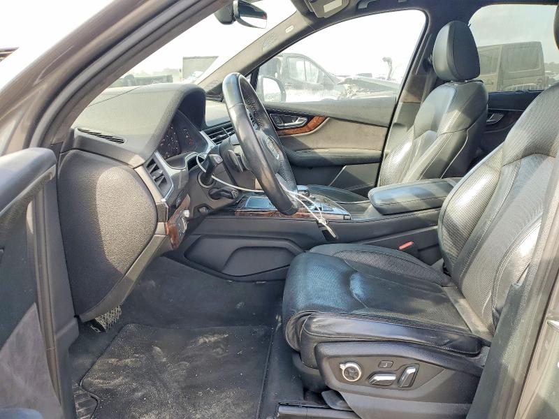 42047046 :رقم المزاد ، WA1VABF72JD009581 vin ، 2018 Audi Q7 مزاد بيع