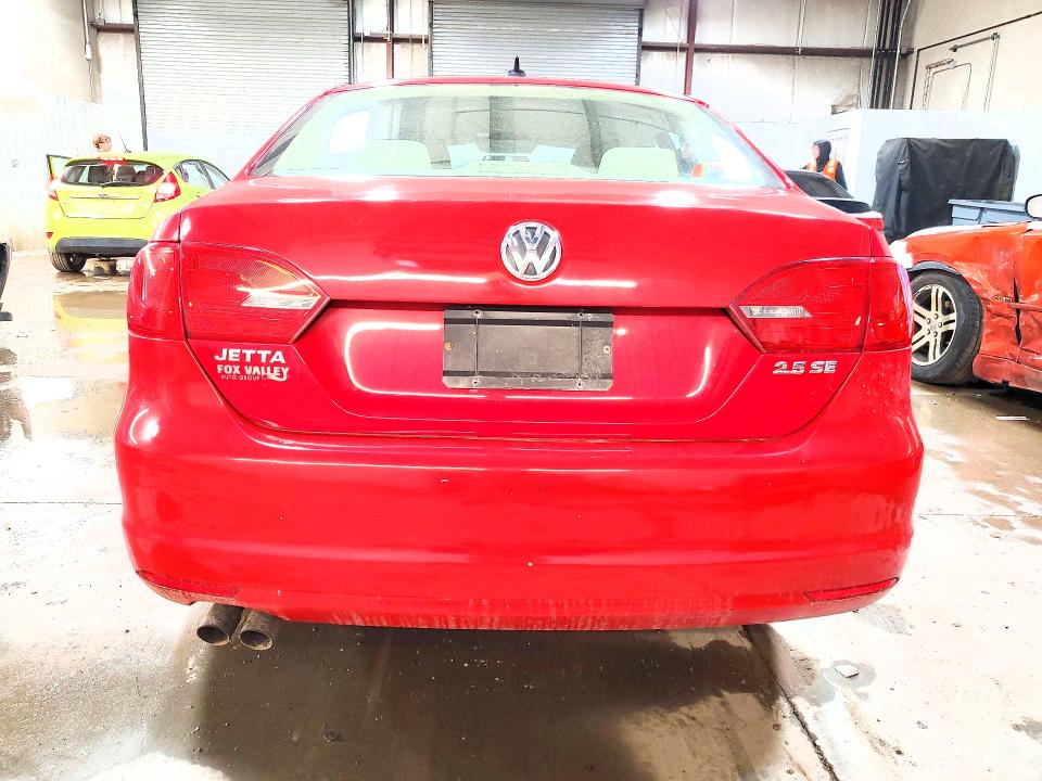 47187826 :رقم المزاد ، 3VWDP7AJ2DM450892 vin ، 2013 Volkswagen Jetta مزاد بيع