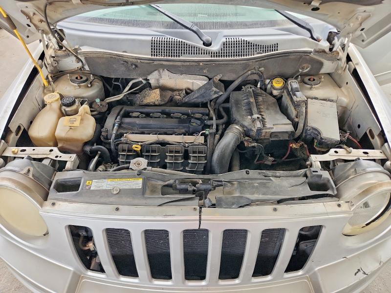 47385346 :رقم المزاد ، 1J4NT4FB8AD560432 vin ، 2010 Jeep Compass مزاد بيع