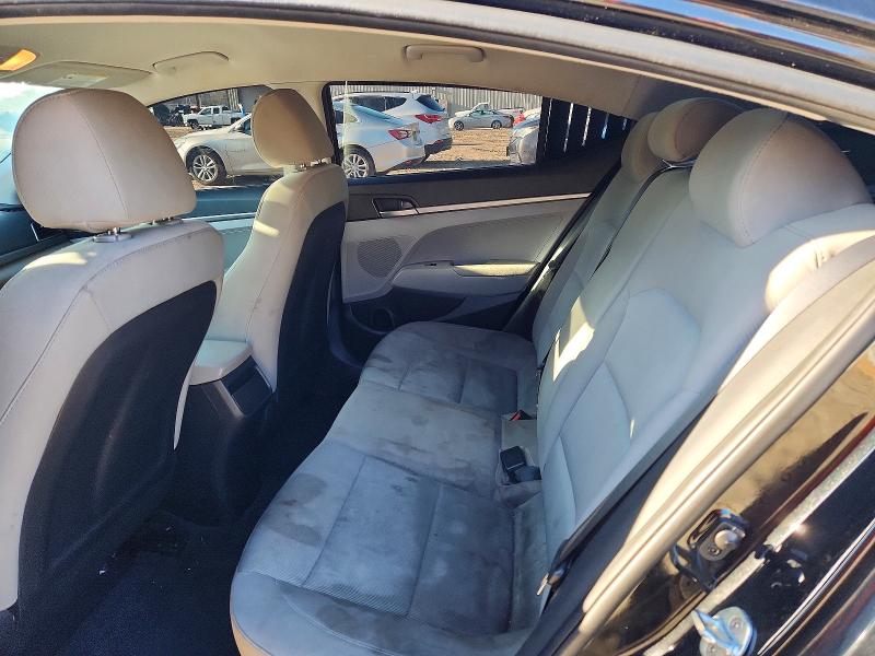 45694716 :رقم المزاد ، 5NPD74LF2HH198955 vin ، 2017 Hyundai Elantra مزاد بيع
