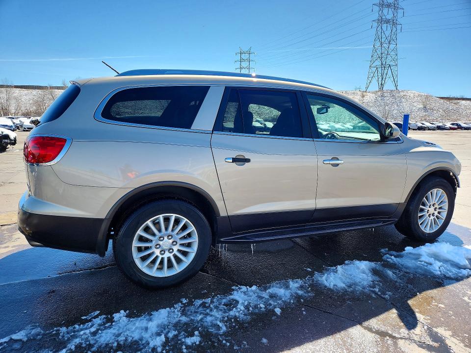 45815226 :رقم المزاد ، 5GAKRBED5BJ352396 vin ، 2011 Buick Enclave مزاد بيع