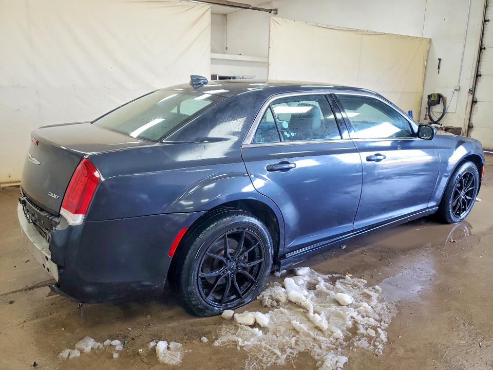46656586 :رقم المزاد ، 2C3CCARG7GH182543 vin ، 2016 Chrysler 300 مزاد بيع
