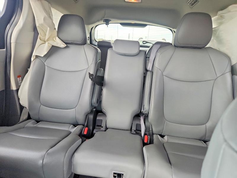 Продаж на аукціоні авто 2022 Toyota Sienna, vin: 5TDYRKEC5NS114278, номер лоту: 45657736