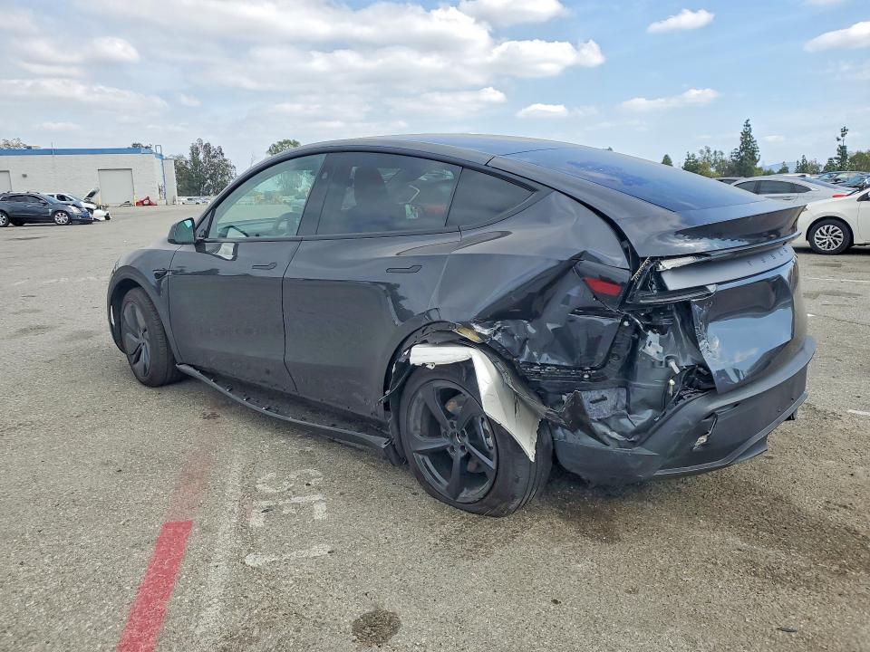 Продаж на аукціоні авто 2026 Tesla Model Y, vin: 7SAYGDED5TF522245, номер лоту: 45484566