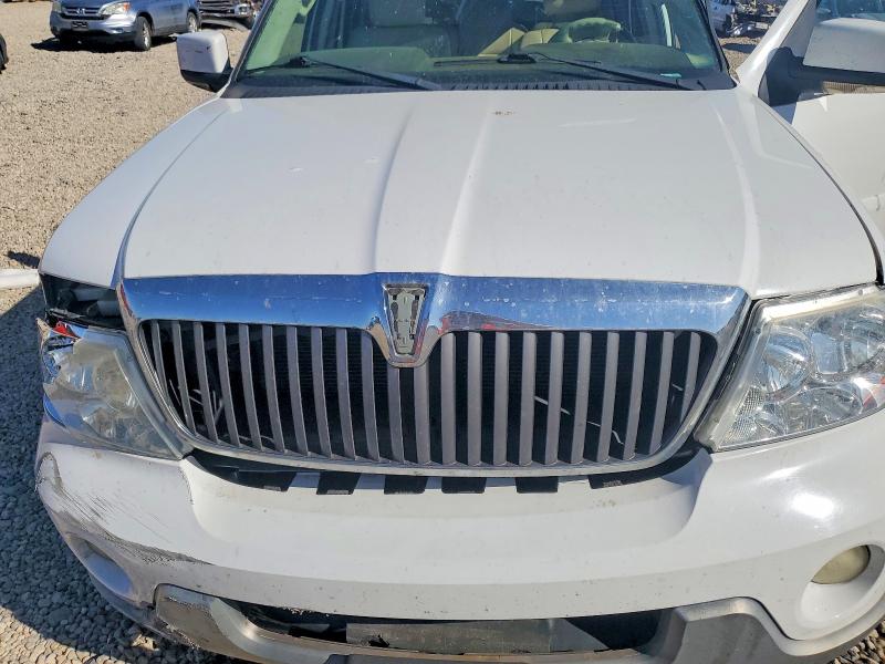 2003 Lincoln Navigator მანქანა იყიდება აუქციონზე, vin: 5LMFU28R53LJ32857, აუქციონის ნომერი: 47591956