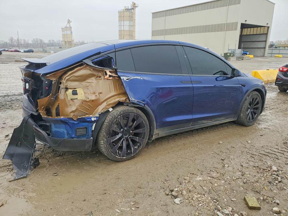 Продажа на аукционе авто 2022 Tesla Model X, vin: 7SAXCBE56NF331375, номер лота: 41600036