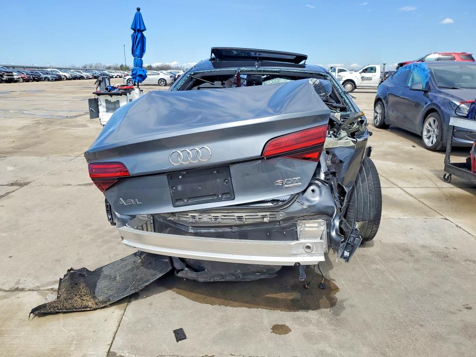 Продаж на аукціоні авто 2018 Audi A8, vin: WAU44AFD6JN000611, номер лоту: 41991516