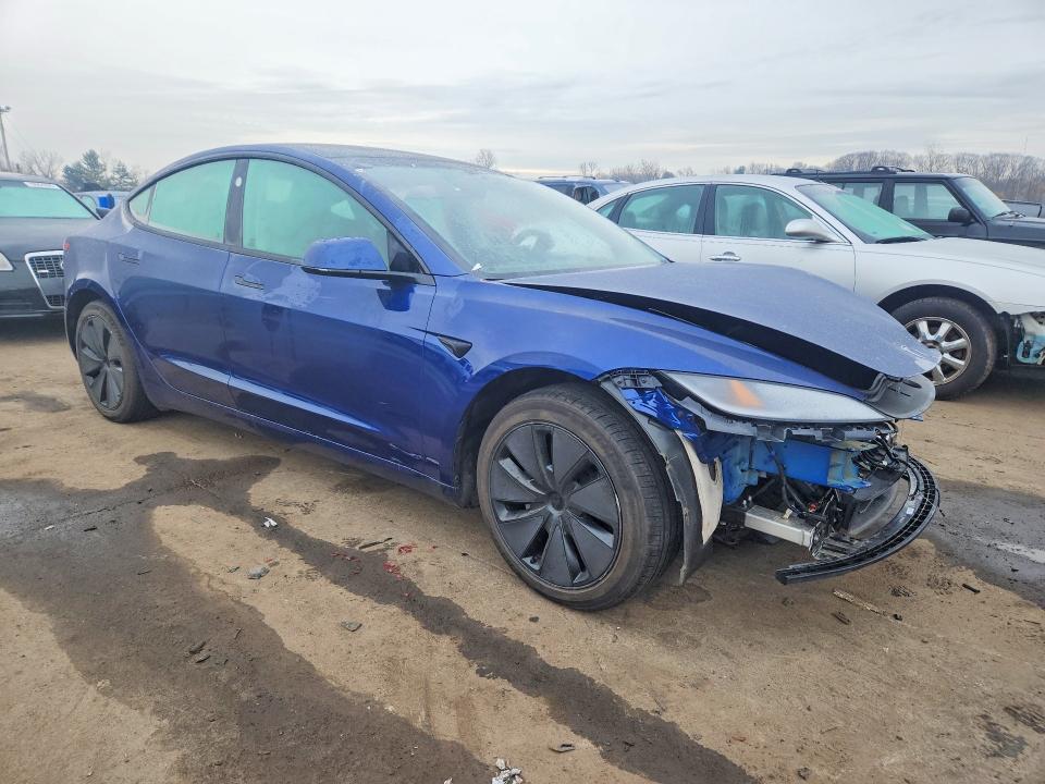 79380665 :رقم المزاد ، 5YJ3E1EB8RF795585 vin ، 2024 Tesla Model 3 مزاد بيع