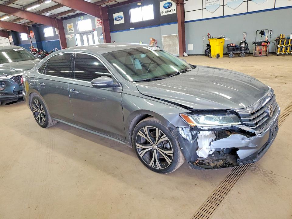 2021 Volkswagen Passat მანქანა იყიდება აუქციონზე, vin: 1VWSA7A32MC001921, აუქციონის ნომერი: 47972946
