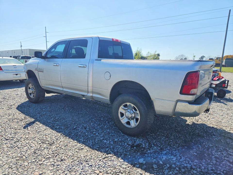 46567316 :رقم المزاد ، 3C6UR5DL9HG534475 vin ، 2017 Ram 2500 مزاد بيع