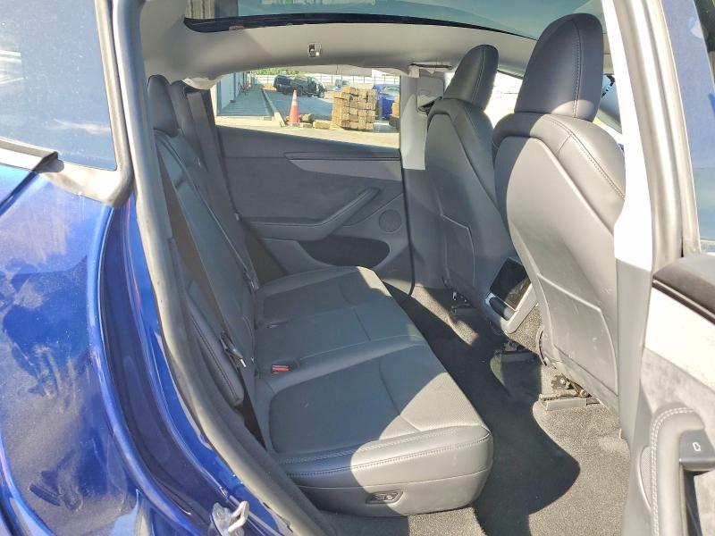 2026 Tesla Model Y მანქანა იყიდება აუქციონზე, vin: 7SAYGDED3TF416585, აუქციონის ნომერი: 46372766