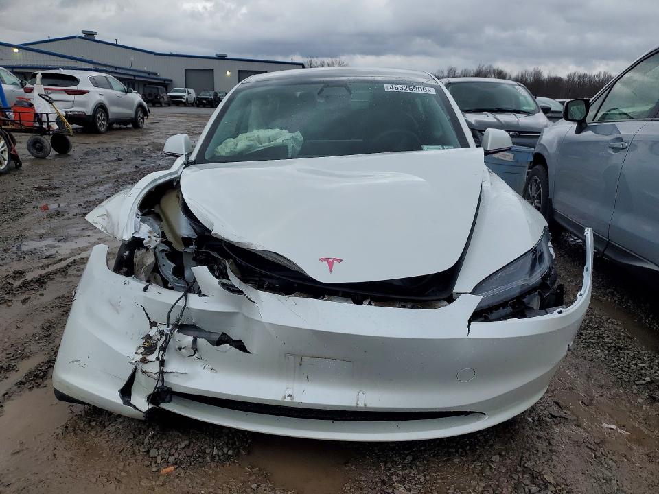 Продаж на аукціоні авто 2024 Tesla Model 3, vin: 5YJ3E1EA4RF746441, номер лоту: 46325906
