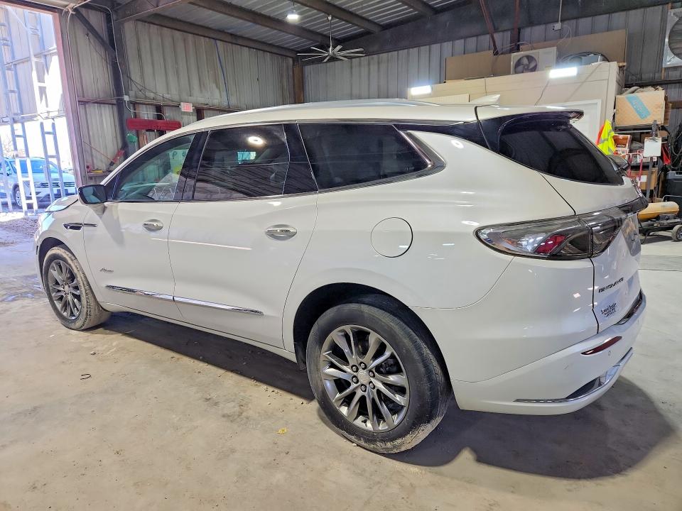 45958516 :رقم المزاد ، 5GAERDKW1NJ102821 vin ، 2022 Buick Enclave مزاد بيع