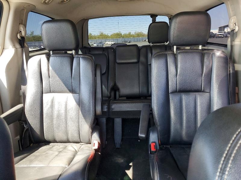 45666586 :رقم المزاد ، 2C4RC1BGXFR553199 vin ، 2015 Chrysler Town & Country مزاد بيع