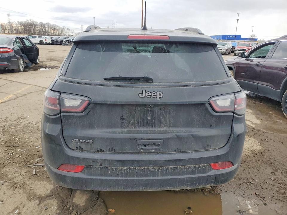 45920356 :رقم المزاد ، 3C4NJDCB2NT172340 vin ، 2022 Jeep Compass مزاد بيع