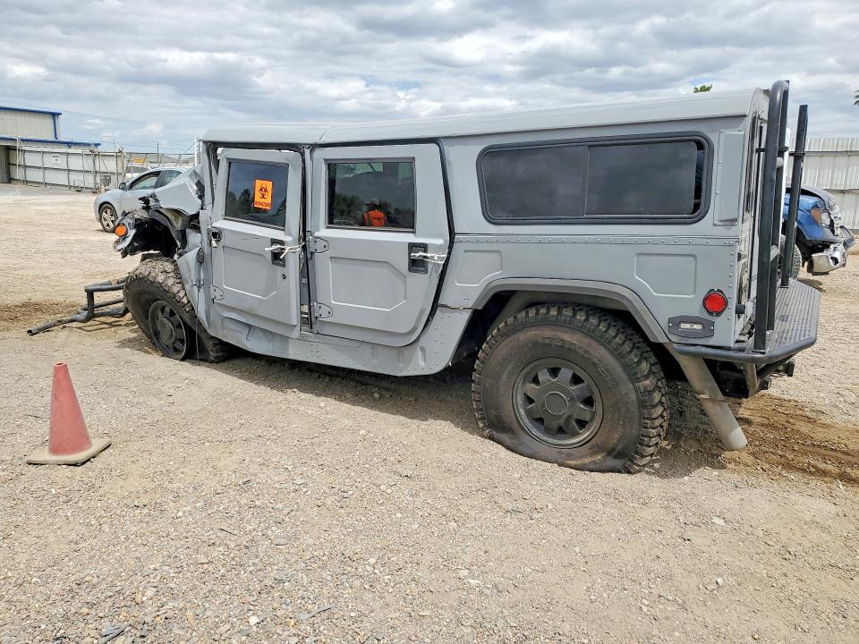 Продаж на аукціоні авто 2001 American General H1, vin: 137FA84321E194130, номер лоту: 46737036