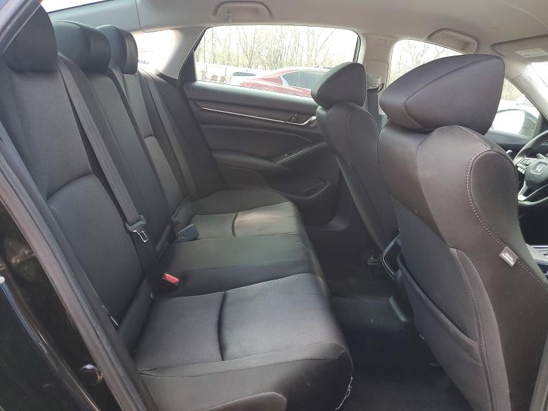 79938225 :رقم المزاد ، 1HGCV1F18KA165054 vin ، 2019 Honda Accord مزاد بيع