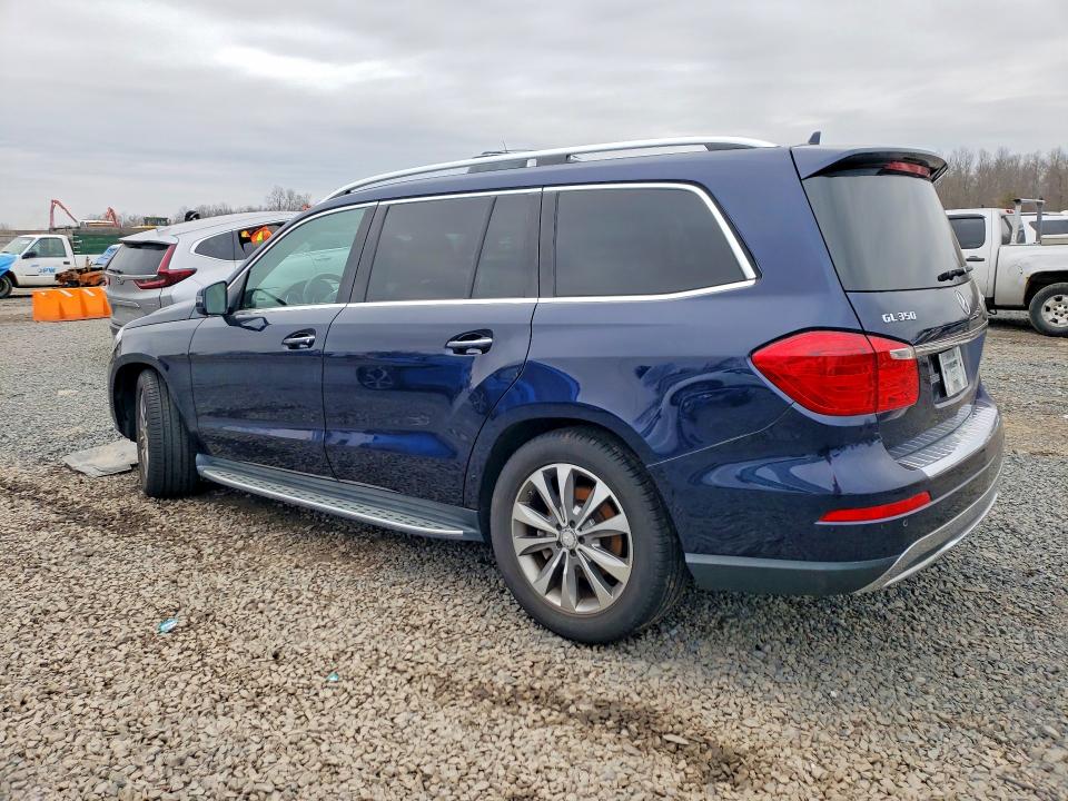 45993316 :رقم المزاد ، 4JGDF2EE0FA559322 vin ، 2015 Mercedes-benz Gl مزاد بيع