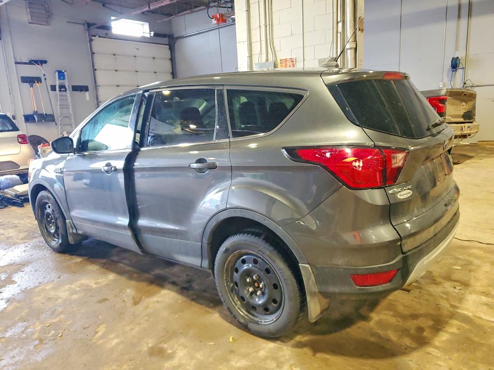 2019 Ford Escape მანქანა იყიდება აუქციონზე, vin: 1FMCU9GD1KUC40356, აუქციონის ნომერი: 45648996