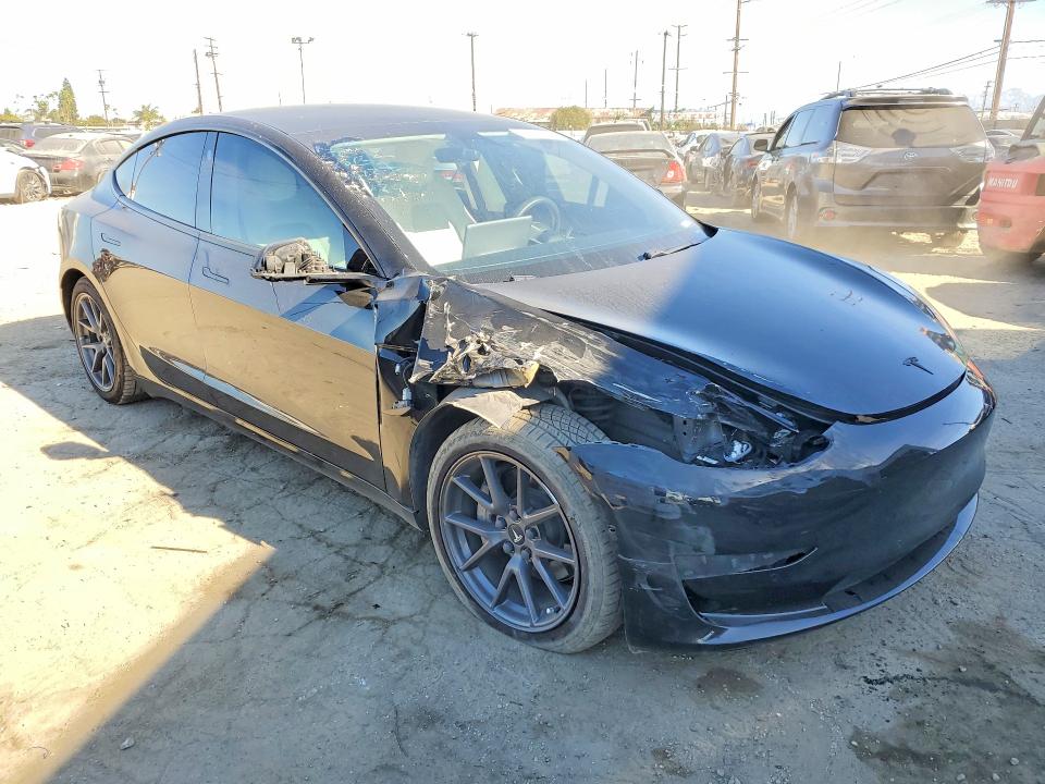 46494076 :رقم المزاد ، 5YJ3E1EB4MF852745 vin ، 2021 Tesla Model 3 مزاد بيع