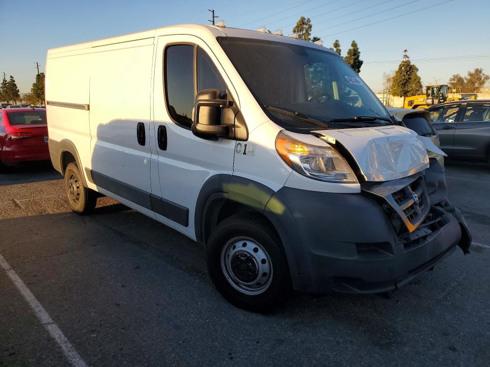 46574406 :رقم المزاد ، 3C6TRVAG5HE546458 vin ، 2017 Ram Promaster 1500 مزاد بيع