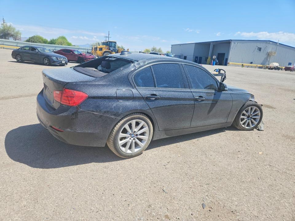 2015 Bmw 335 მანქანა იყიდება აუქციონზე, vin: WBA3B9C59FP705363, აუქციონის ნომერი: 47649116