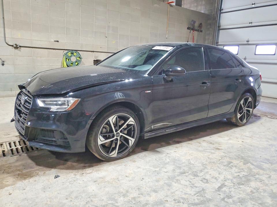 47121596 :رقم المزاد ، WAUBEGFF9LA101340 vin ، 2020 Audi A3 مزاد بيع