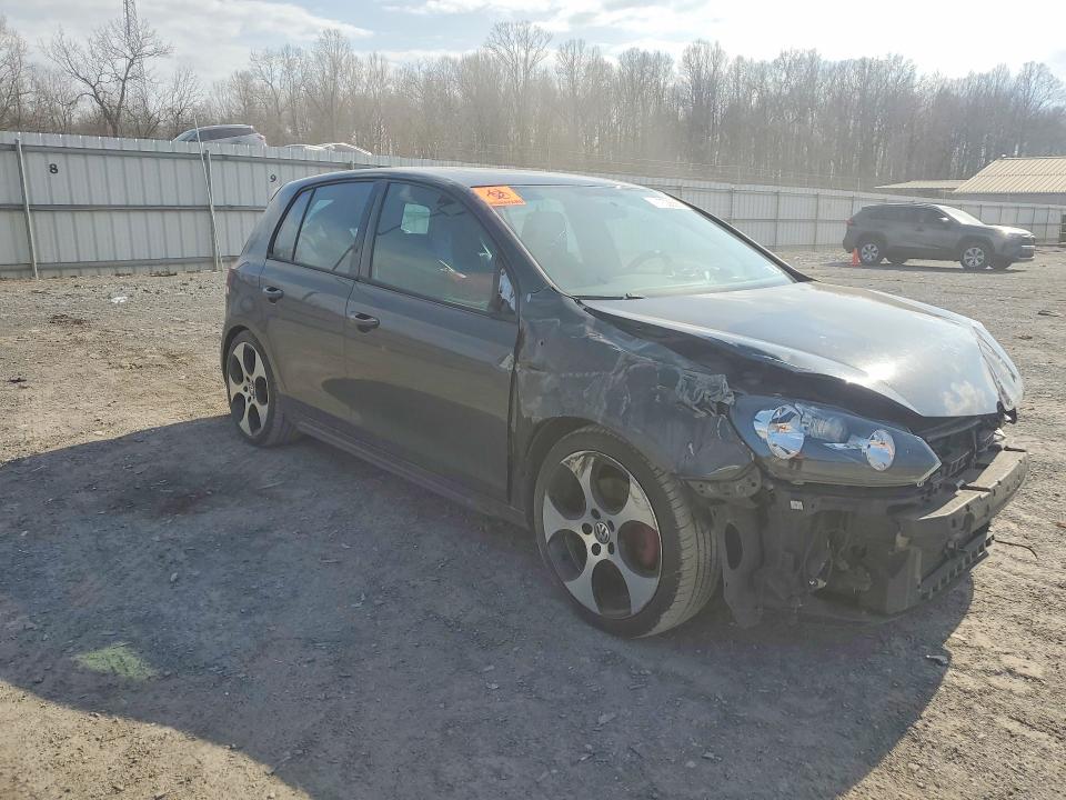 47953666 :رقم المزاد ، WVWGD7AJ1BW323010 vin ، 2011 Volkswagen Gti مزاد بيع