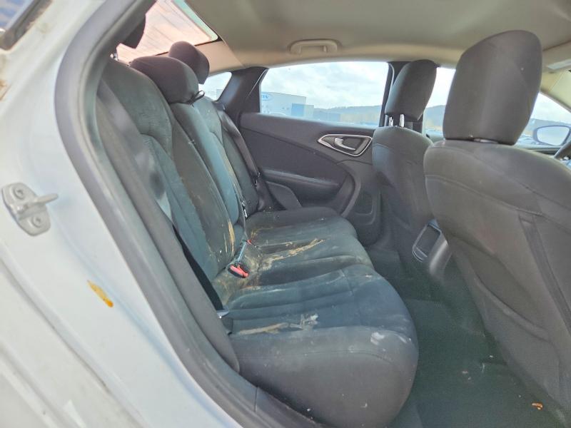 Продаж на аукціоні авто 2016 Chrysler 200, vin: 1C3CCCFB7GN120054, номер лоту: 45607946