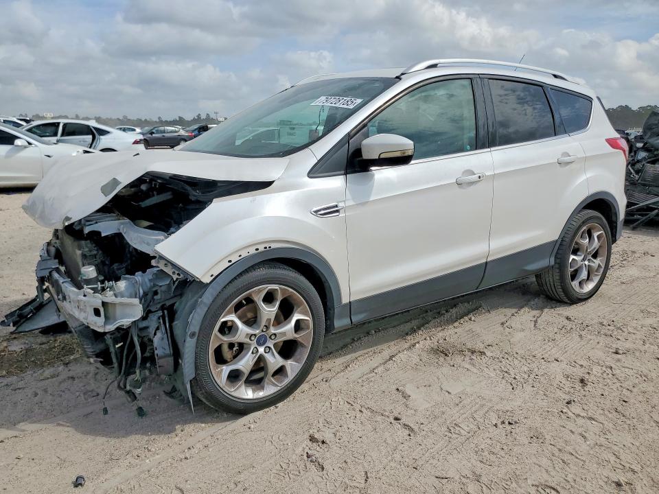 Продажа на аукционе авто 2016 Ford Escape, vin: 1FMCU0J97GUB96693, номер лота: 79728185