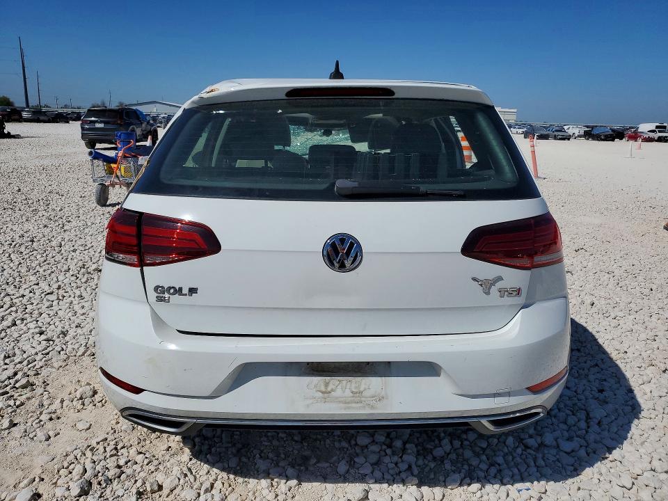 2018 Volkswagen Golf მანქანა იყიდება აუქციონზე, vin: 3VWB17AU1JM262167, აუქციონის ნომერი: 46918116