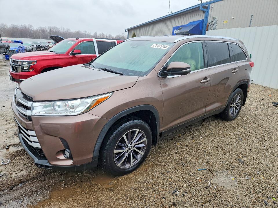 79455645 :رقم المزاد ، 5TDJZRFH1KS708396 vin ، 2019 Toyota Highlander مزاد بيع