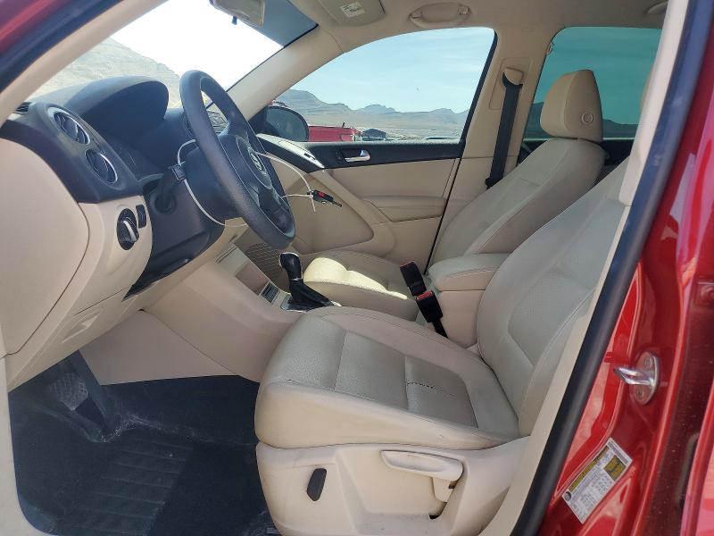 2012 Volkswagen Tiguan მანქანა იყიდება აუქციონზე, vin: WVGAV7AX7CW004571, აუქციონის ნომერი: 47572196