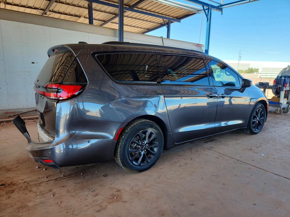 47722716 :رقم المزاد ، 2C4RC1BGXMR593098 vin ، 2021 Chrysler Pacifica مزاد بيع