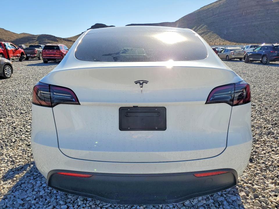 2025 Tesla Model Y მანქანა იყიდება აუქციონზე, vin: 7SAYGDED1SF274073, აუქციონის ნომერი: 41622796