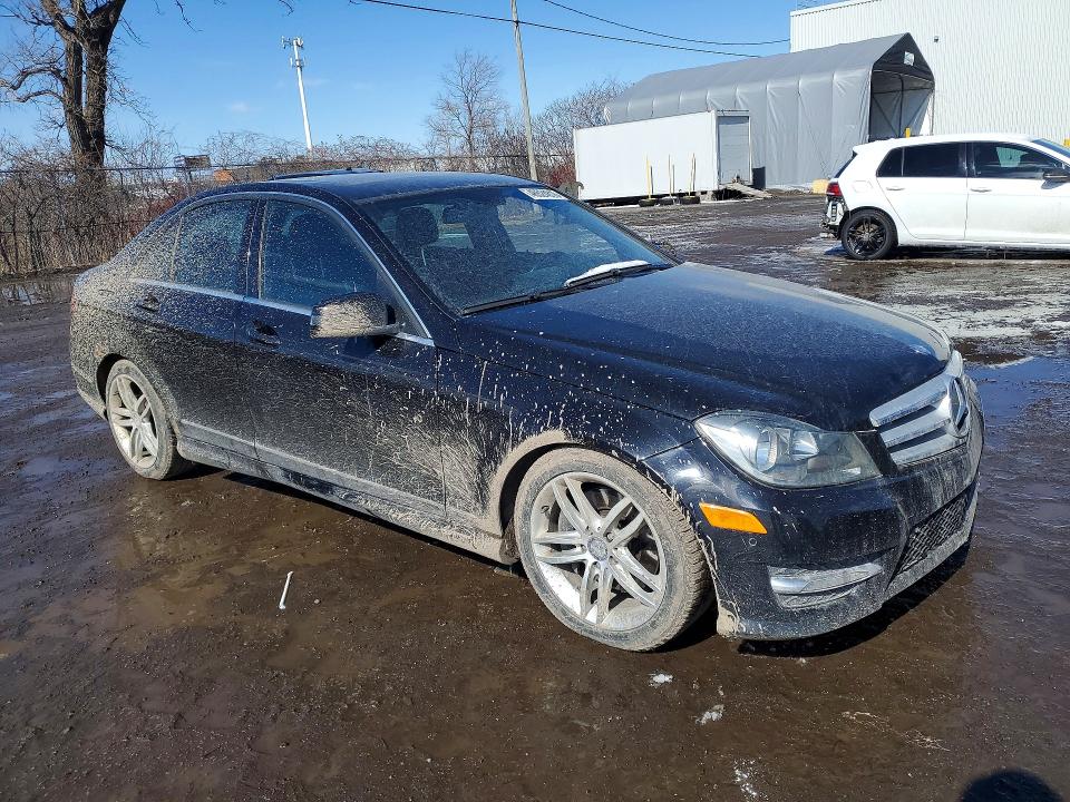 2013 Mercedes-benz C მანქანა იყიდება აუქციონზე, vin: WDDGF8AB6DA769216, აუქციონის ნომერი: 46524816