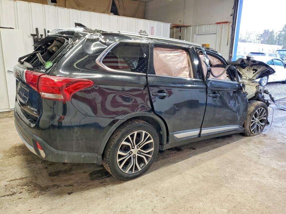 Продажа на аукционе авто 2018 Mitsubishi Outlander, vin: JA4AZ3A3XJJ000355, номер лота: 79535185