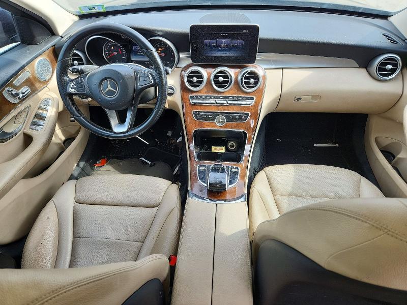 46129806 :رقم المزاد ، 55SWF4JB8GU161500 vin ، 2016 Mercedes-benz C مزاد بيع