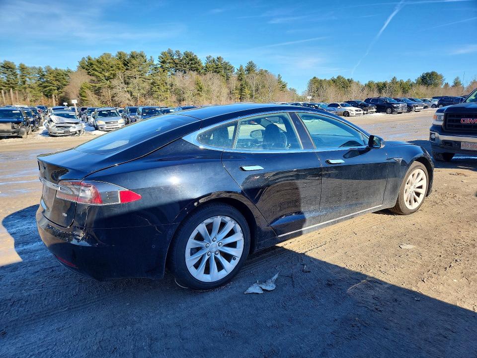 Продажа на аукционе авто 2017 Tesla Model S, vin: 5YJSA1E17HF177834, номер лота: 42047966