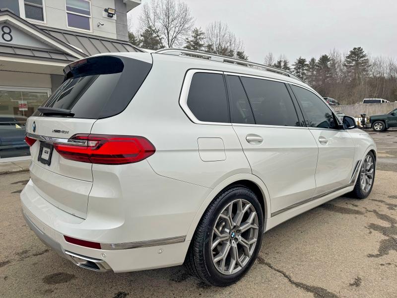 46026046 :رقم المزاد ، 5UXCW2C00M9H53341 vin ، 2021 Bmw X7 مزاد بيع