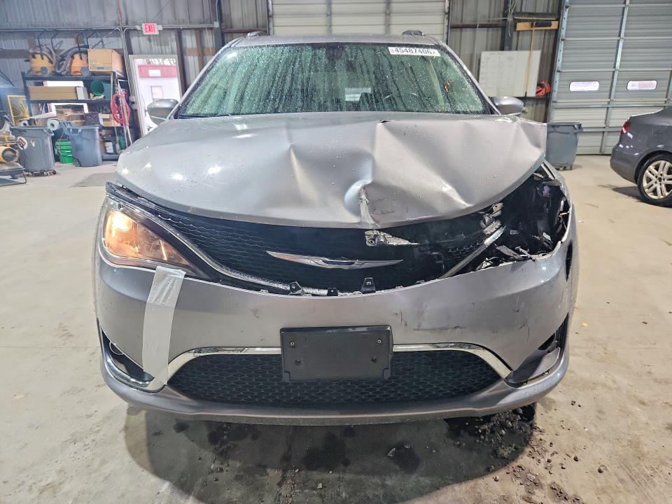 2017 Chrysler Pacifica მანქანა იყიდება აუქციონზე, vin: 2C4RC1BG4HR787826, აუქციონის ნომერი: 45487406
