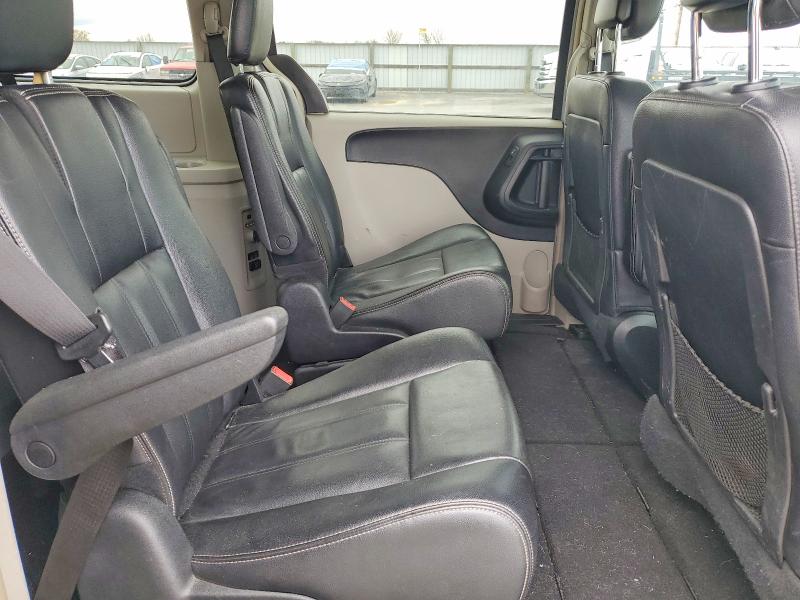 45550546 :رقم المزاد ، 2C4RC1BG8ER433965 vin ، 2014 Chrysler Town & Country مزاد بيع