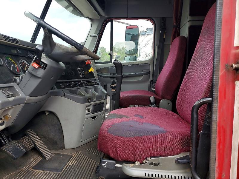 2005 Freightliner Conventional მანქანა იყიდება აუქციონზე, vin: 1FUJA6CV05LN43987, აუქციონის ნომერი: 47452176
