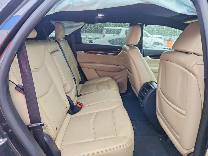2017 Cadillac Xt5 მანქანა იყიდება აუქციონზე, vin: 1GYKNDRS2HZ220988, აუქციონის ნომერი: 46154066