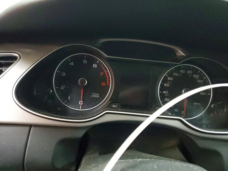 79114605 :رقم المزاد ، WAUFFAFL3FN020557 vin ، 2015 Audi A4 مزاد بيع