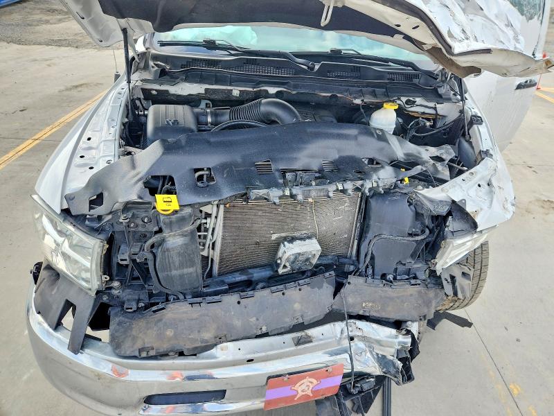 47570586 :رقم المزاد ، 1C6RR7KT8KS677485 vin ، 2019 Ram 1500 Classic مزاد بيع