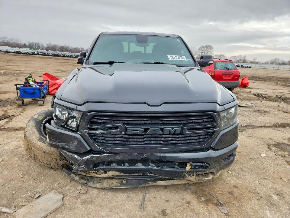 79715035 :رقم المزاد ، 1C6SRFBT5MN590740 vin ، 2021 Ram 1500 مزاد بيع