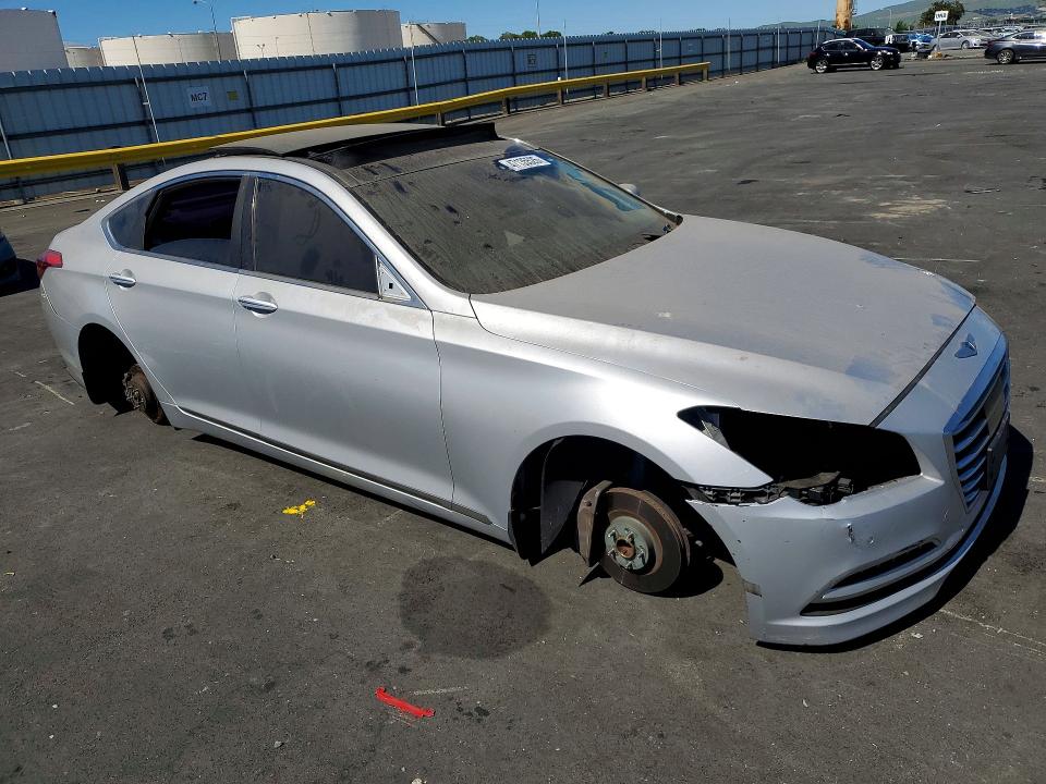 47135526 :رقم المزاد ، KMHGN4JE5FU035826 vin ، 2015 Hyundai Genesis مزاد بيع