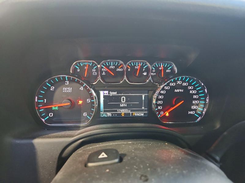 Продажа на аукционе авто 2015 Chevrolet Suburban, vin: 1GNSKJKC7FR666140, номер лота: 45454706